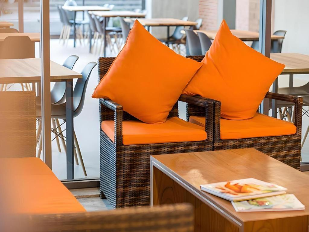 B2 Udon Thani Boutique And Budget Hotel Esterno foto