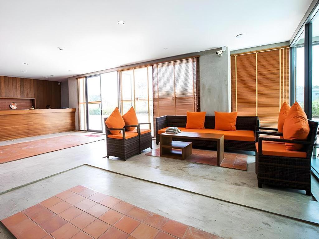 B2 Udon Thani Boutique And Budget Hotel Esterno foto