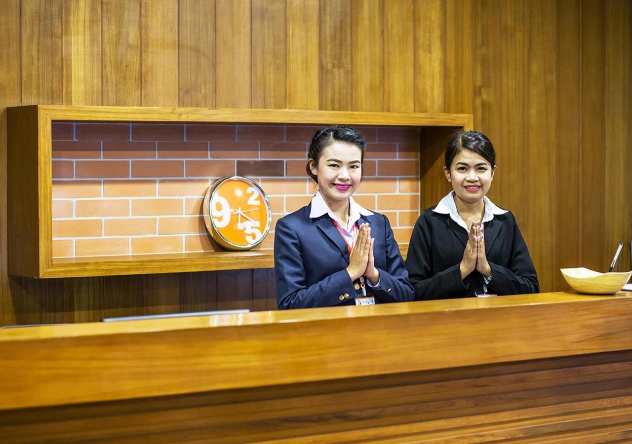 B2 Udon Thani Boutique And Budget Hotel Esterno foto